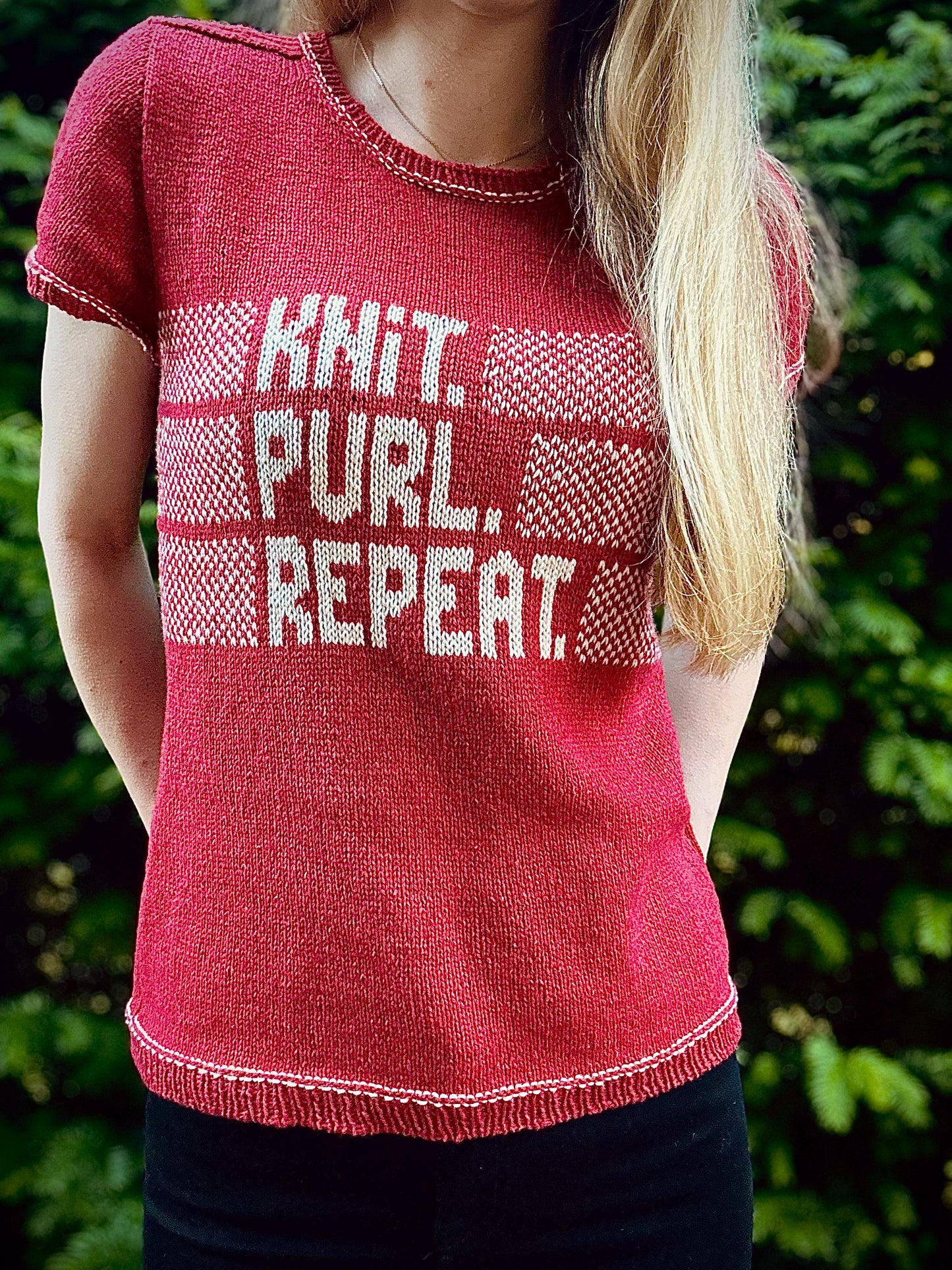Knit Purl Repeat Tee – Strickanleitung