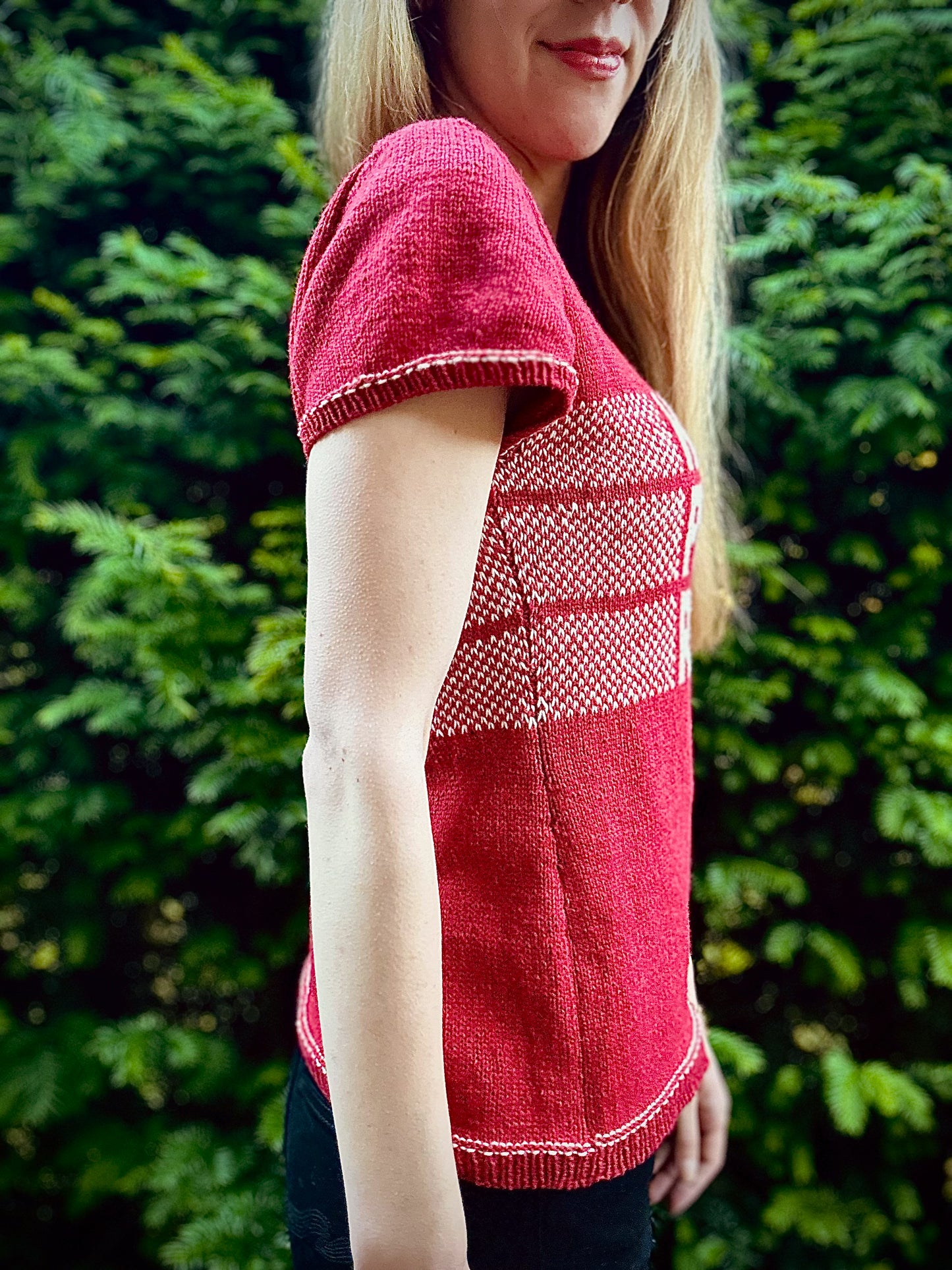 Knit Purl Repeat Tee – Strickanleitung
