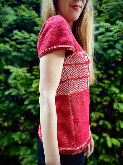 Knit Purl Repeat Tee – Strickanleitung