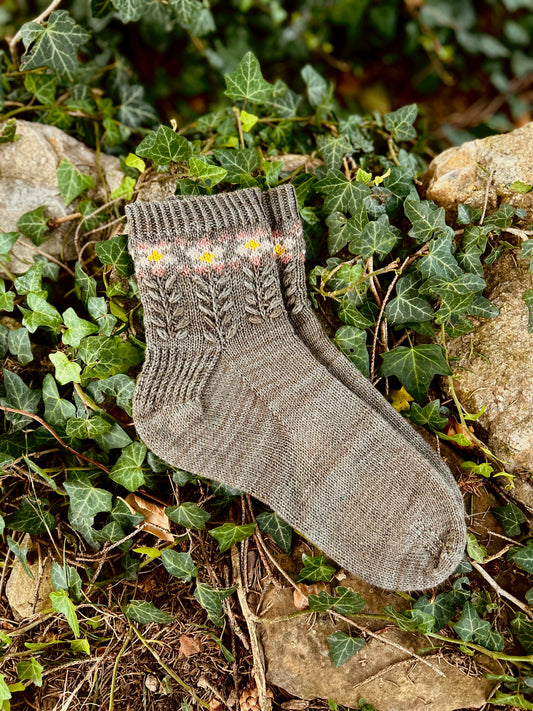 Geranium Socks – Knitting pattern