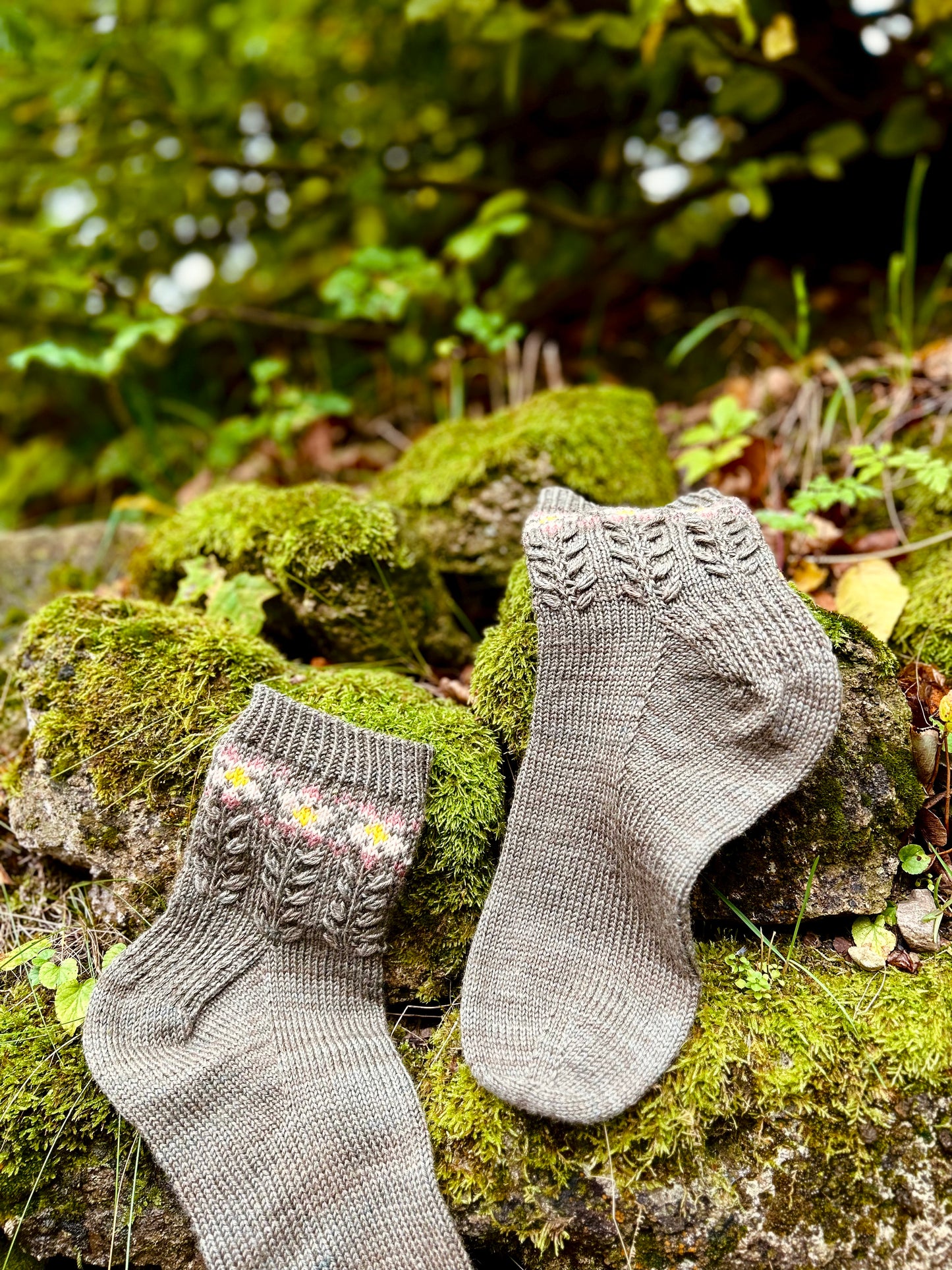 Geranium Socks – Knitting pattern