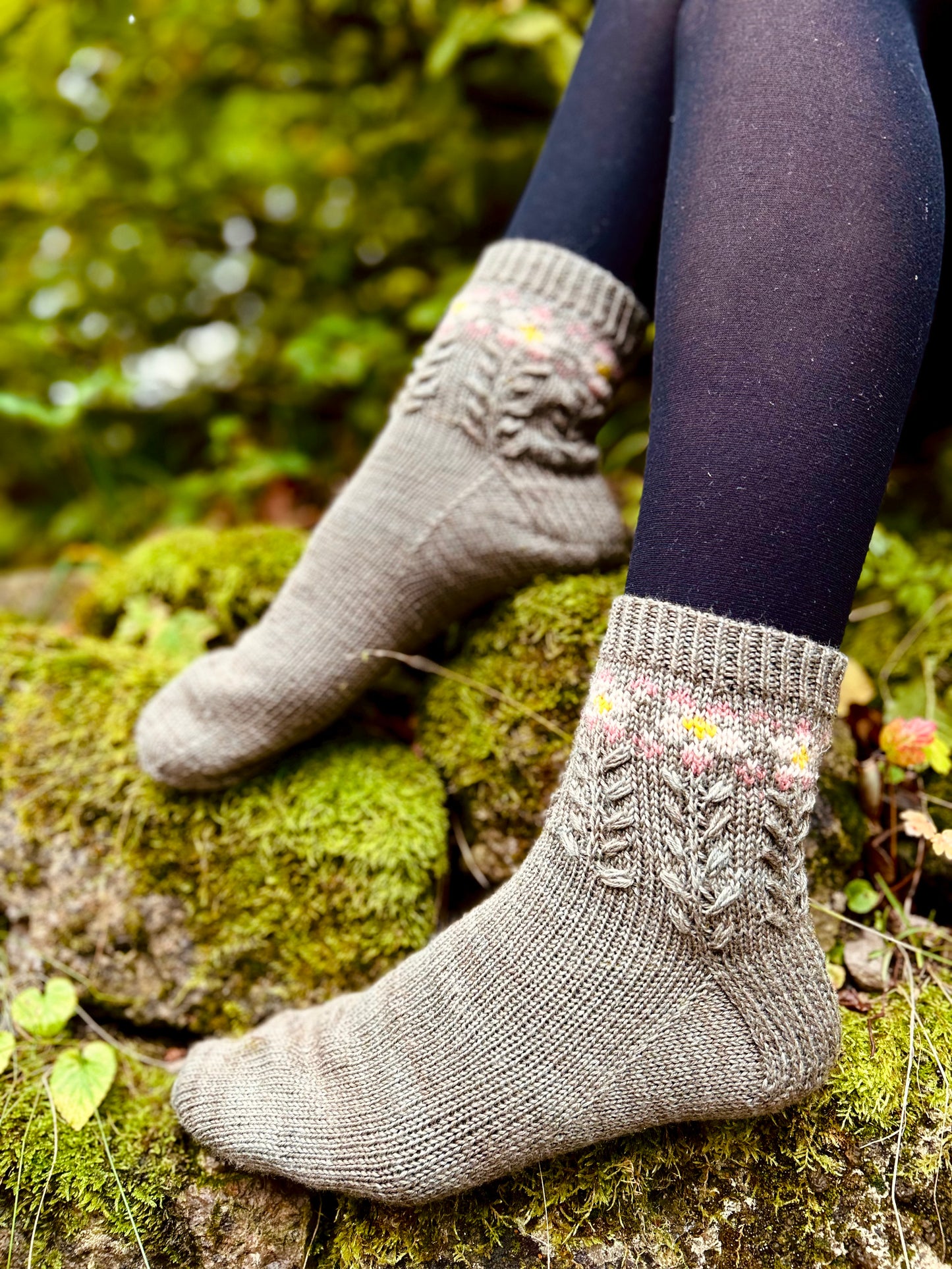 Geranium Socks – Knitting pattern